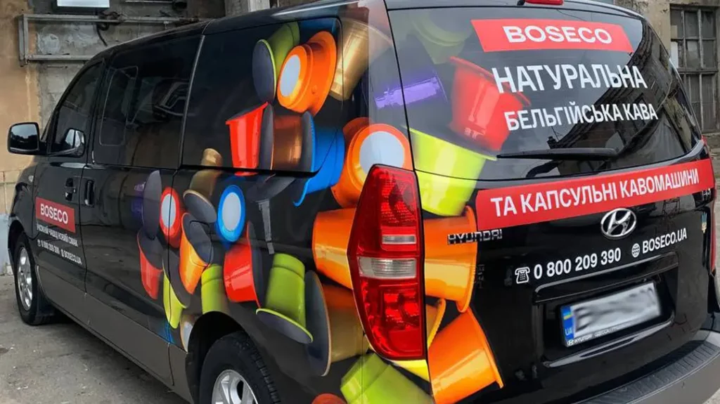 Сольвентний друк на автомобільній плівці KPMF