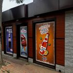 Сольвентний друк на самоклеючій плівці