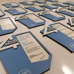 УФ полноцветная фотопечать с белым на фанере