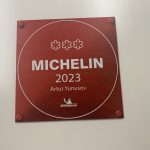 УФ фотопечать белым цветом на вашем материале