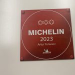 УФ фотодрук білим кольором на вашому матеріалі