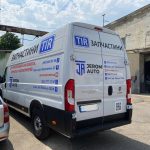 Плотерна порізка автомобільної плівки Oracal 751