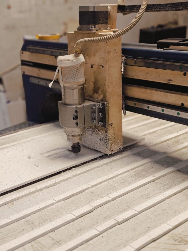 Фрезерування ПВХ 2мм